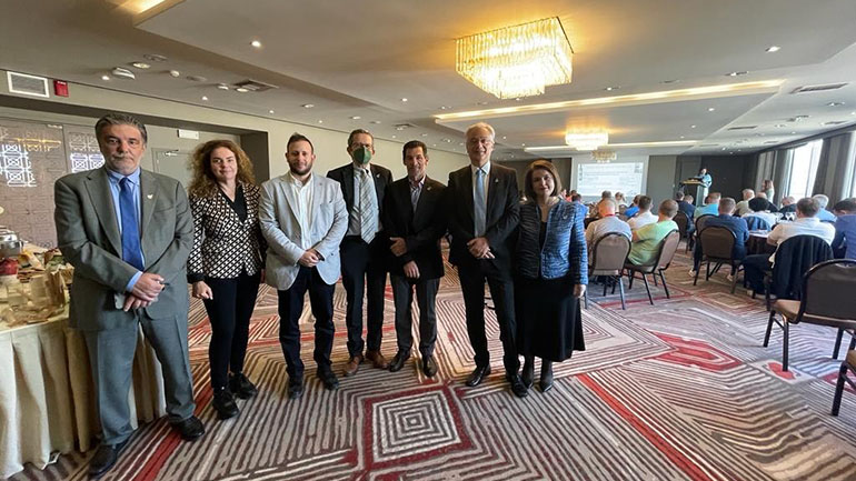 Παρουσίαση της πρωτοβουλίας ΕΛΛΑ-ΔΙΚΑ ΜΑΣ σε 59 Ιδιοκτήτες καταστημάτων REWE